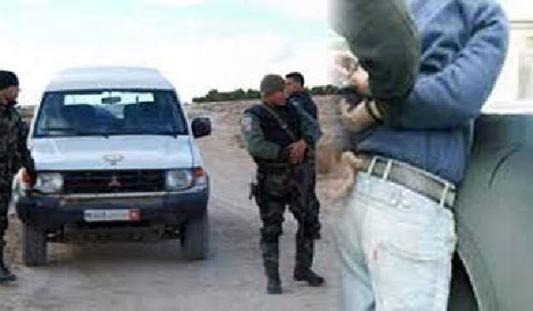 Arrestation à Gafsa d’un passeur ayant en sa possession 92 mille dinars 
